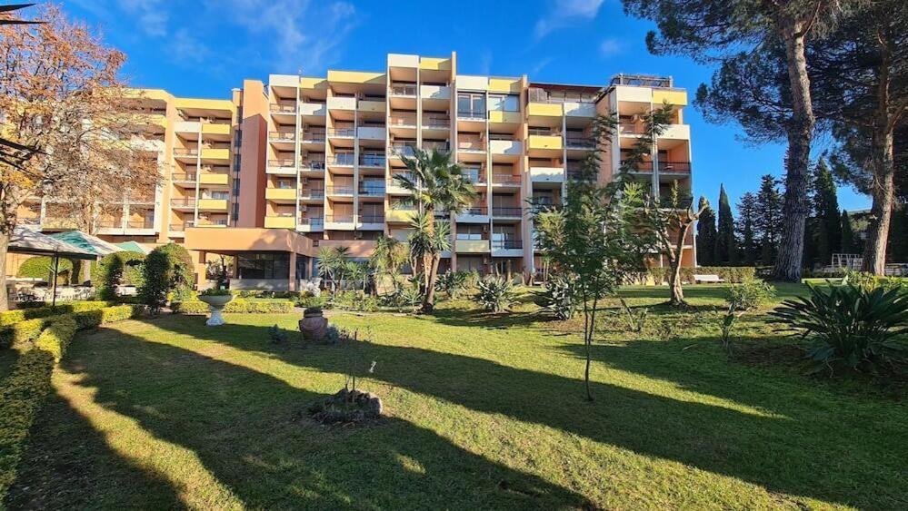 Green Nest Рим Екстер'єр фото