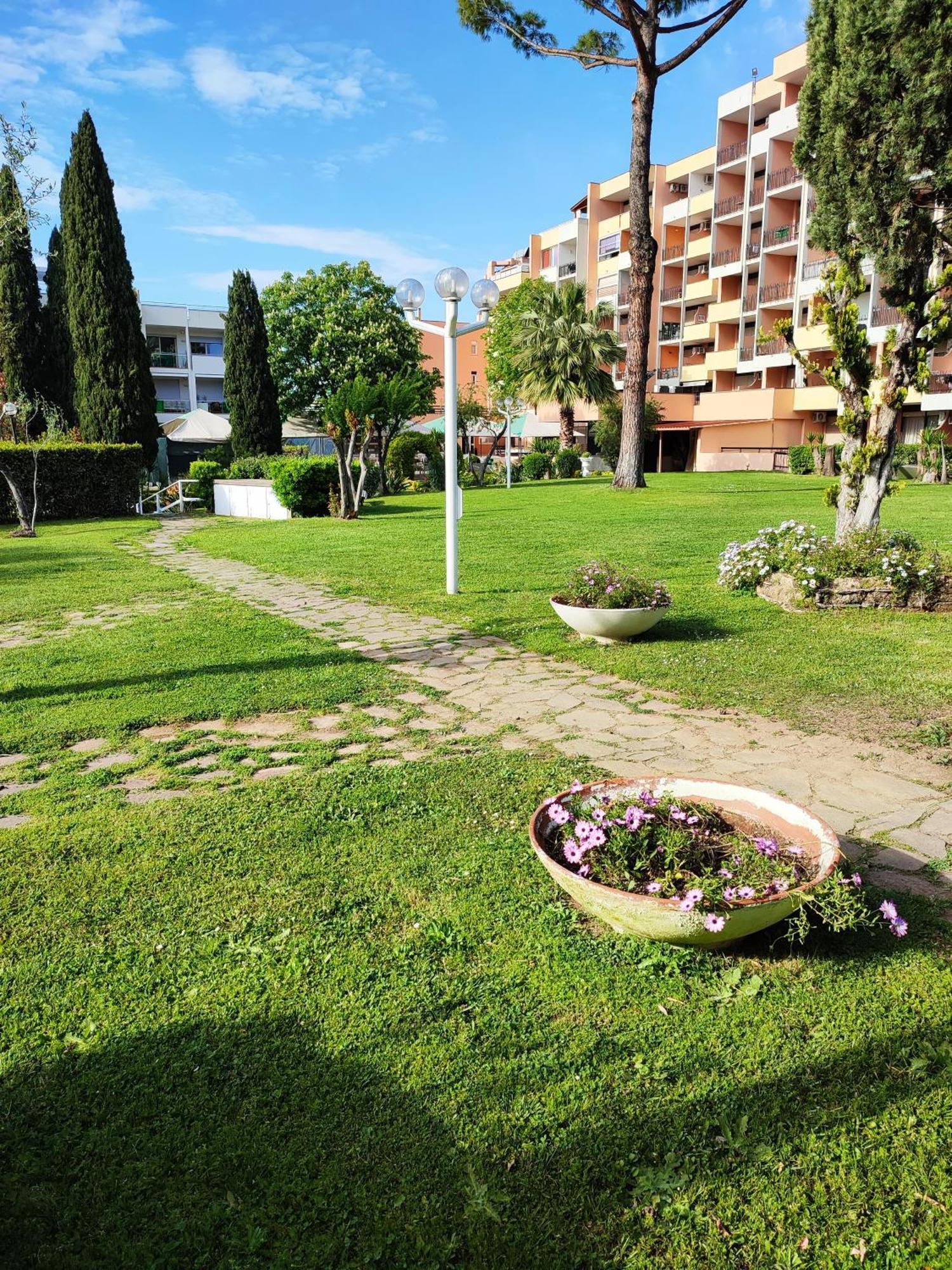 Green Nest Рим Екстер'єр фото